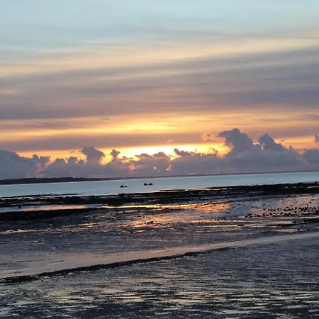 Maison Rouge Le Ponant * Châtelaillon-Plage