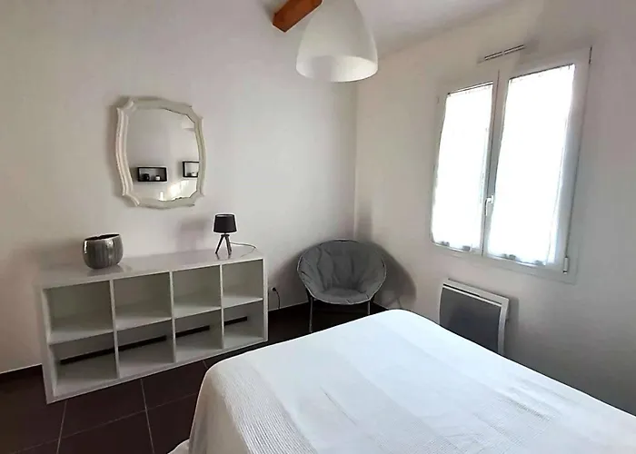 Maison Rouge Le Ponant *